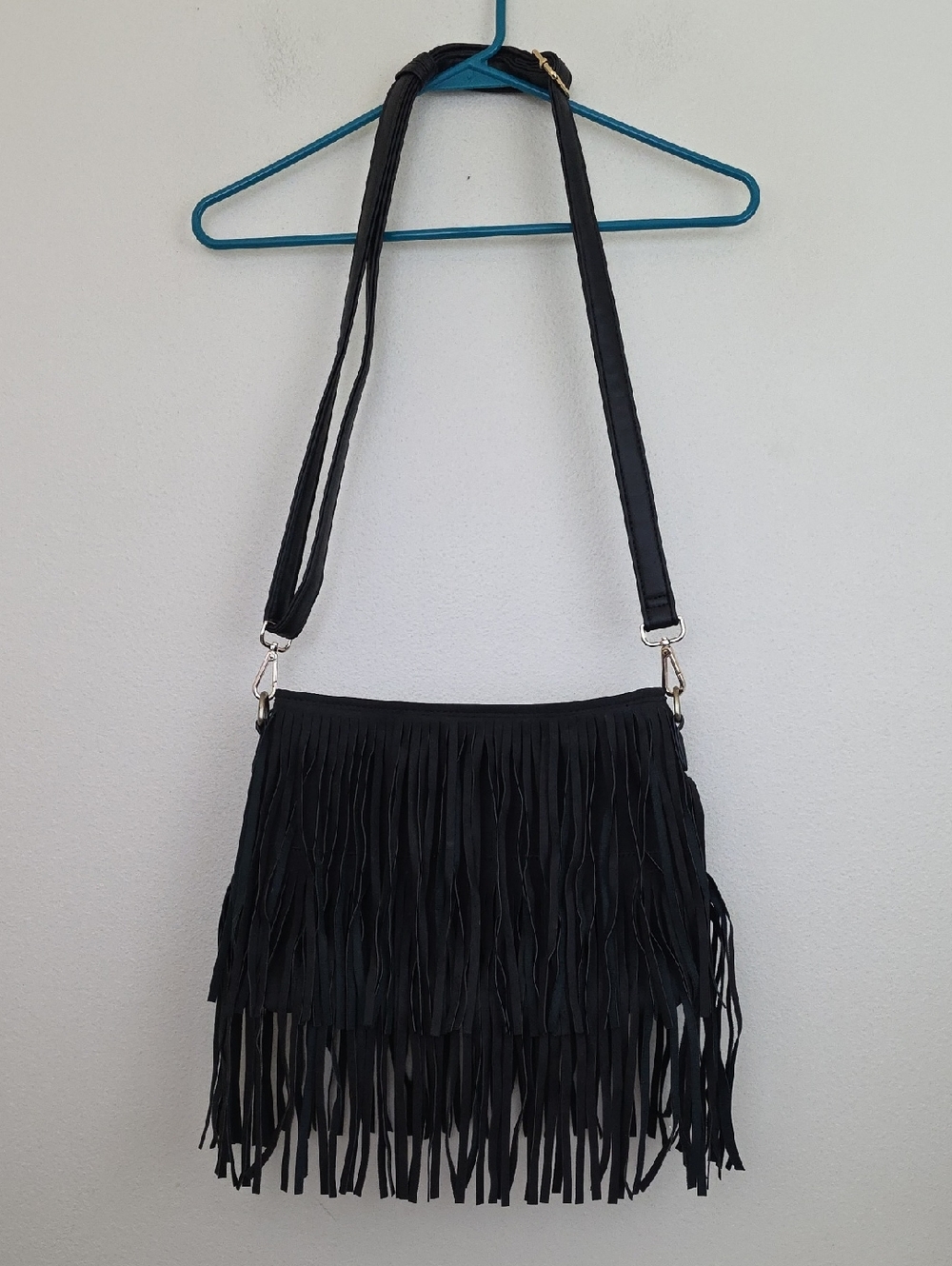 Jen & Co. Black Faux Leather Fringe Crossbody Purse 11 1/2" W X 8 1/2" H